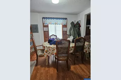1433 NW 17th St, Lincoln City, OR 97367 - Photo 7