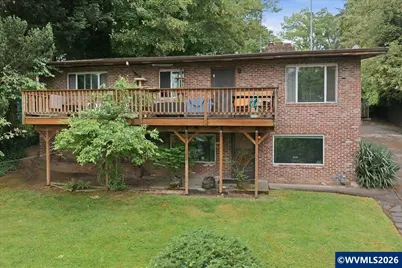 7339 SW Corbett Av, Portland, OR 97219 - Photo 1