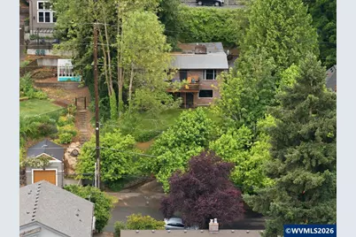 7339 SW Corbett Av, Portland, OR 97219 - Photo 7