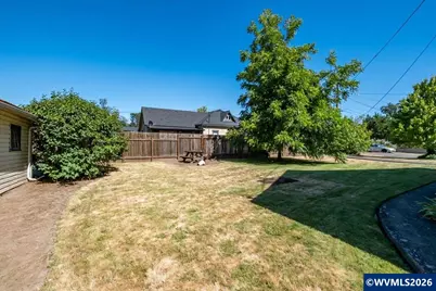 173 Ferry St, Jefferson, OR 97352 - Photo 41
