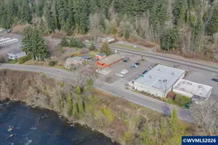 300 NW Santiam Bl, Mill City, OR 97360 - Photo 39
