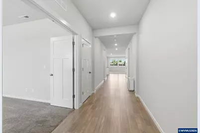925 Paul St, Mount Angel, OR 97362 - Photo 5