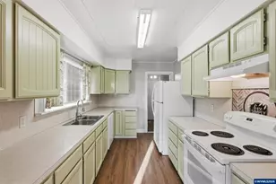 5024 SE Jetty Ave, Lincoln City, OR 97367 - Photo 5
