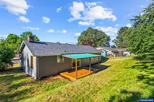361 W Pine St, Sweet Home, OR 97386 - Photo 29