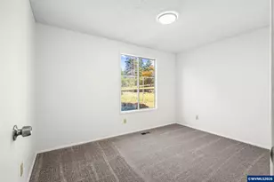 361 W Pine St, Sweet Home, OR 97386 - Photo 19