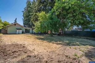 1770 Grove St, Lebanon, OR 97355 - Photo 25