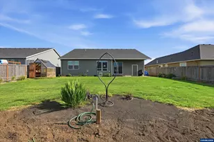 655 SE Appaloosa St, Sublimity, OR 97385 - Photo 33