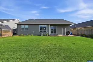 655 SE Appaloosa St, Sublimity, OR 97385 - Photo 39