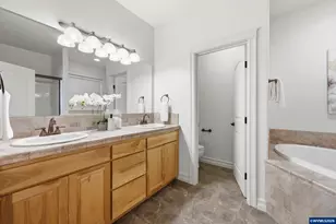 6913 Flicker Dr SE, Salem, OR 97306 - Photo 13