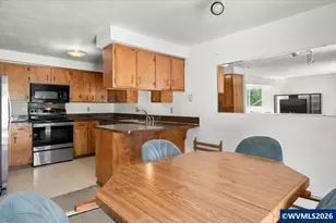 113 SW 9th St, Sublimity, OR 97385 - Photo 13