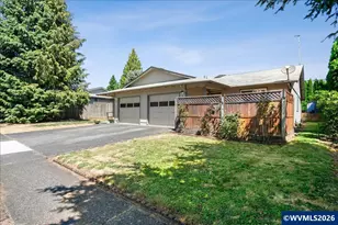 113 SW 9th St, Sublimity, OR 97385 - Photo 3