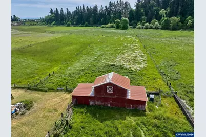 5724 Anderson Rd S, Aurora, OR 97002 - Photo 41