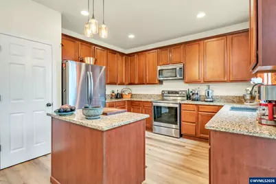 1705 Marten Av SW, Albany, OR 97321 - Photo 17
