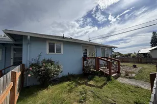 1675 S Second St, Lebanon, OR 97355 - Photo 3