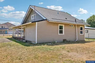 430 Log Cabin St, Independence, OR 97351 - Photo 29