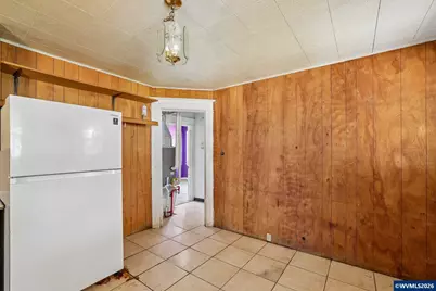 430 Log Cabin St, Independence, OR 97351 - Photo 13