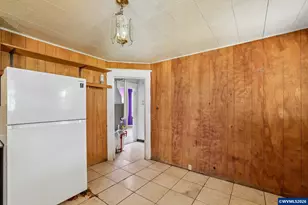 430 Log Cabin St, Independence, OR 97351 - Photo 13