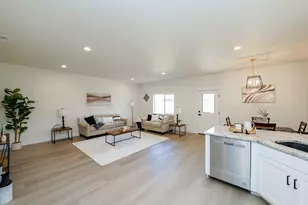 729 Periander Wy, Harrisburg, OR 97352 - Photo 7