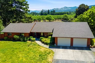 588 SE Kingwood Ave, Mill City, OR 97360 - Photo 7