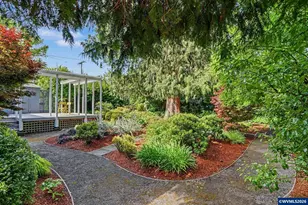 883 High St SE, Salem, OR 97302 - Photo 35