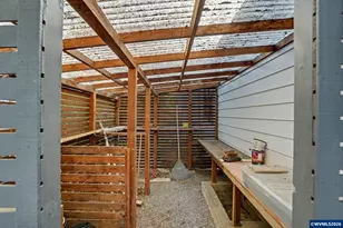 883 High St SE, Salem, OR 97302 - Photo 43
