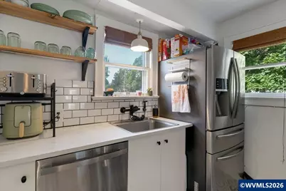 1840 Cottage St NE, Salem, OR 97301 - Photo 21
