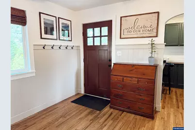 1215 E Ellendale Av, Dallas, OR 97338 - Photo 3