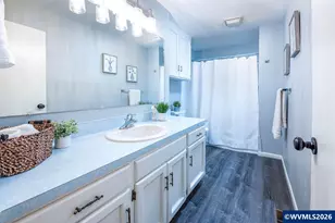 320 S 7th St, Lebanon, OR 97355 - Photo 27