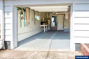 320 S 7th St, Lebanon, OR 97355 - Photo 23