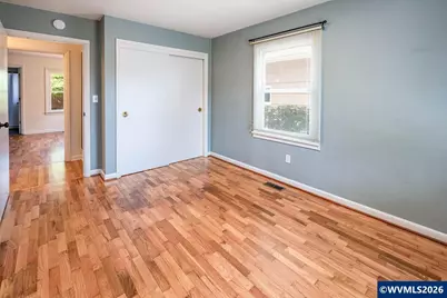 320 S 7th St, Lebanon, OR 97355 - Photo 35