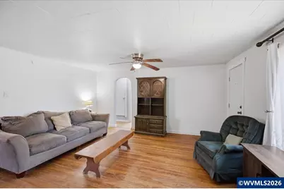 4198 Market St NE, Salem, OR 97301 - Photo 9