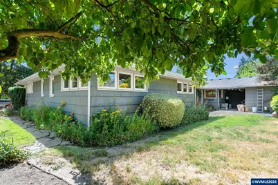 925 15th St NE, Salem, OR 97301 - Photo 33