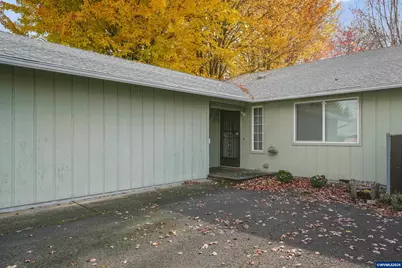 3113 Jackson St SE, Albany, OR 97322 - Photo 3