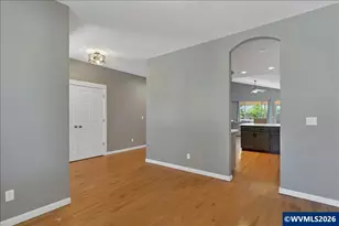 284 SW Wyatt St, Dallas, OR 97338 - Photo 5