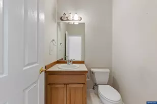 310 NW Foxglove St, Dallas, OR 97338 - Photo 25