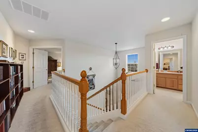 310 NW Foxglove St, Dallas, OR 97338 - Photo 27