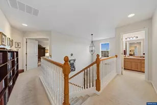 310 NW Foxglove St, Dallas, OR 97338 - Photo 27