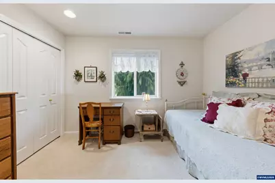 310 NW Foxglove St, Dallas, OR 97338 - Photo 43