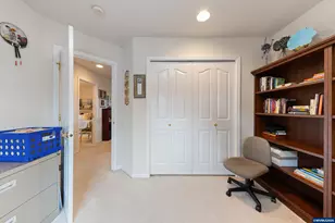 310 NW Foxglove St, Dallas, OR 97338 - Photo 39