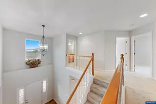 310 NW Foxglove St, Dallas, OR 97338 - Photo 29