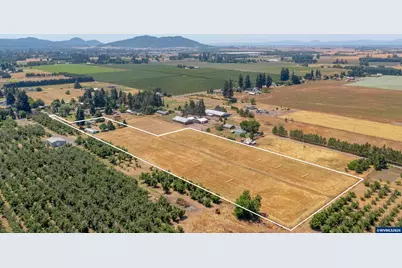 37663 Kgal Rd, Lebanon, OR 97355 - Photo 29