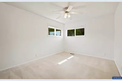 4087 Beverly Av NE, Salem, OR 97305 - Photo 17