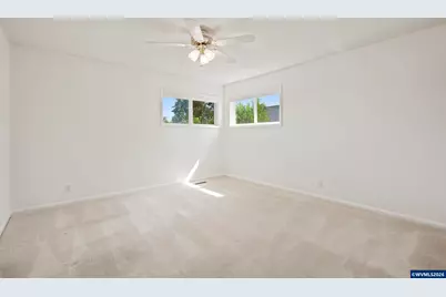 4087 Beverly Av NE, Salem, OR 97305 - Photo 15