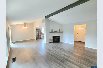 540 Wormwood Dr SE, Salem, OR 97306 - Photo 3