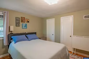 390 W D St, Lebanon, OR 97355 - Photo 15