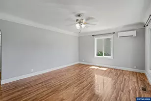 204 24th St NE, Salem, OR 97301 - Photo 5
