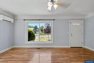 204 24th St NE, Salem, OR 97301 - Photo 7