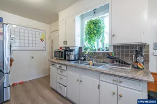 1955 Warner St NE, Salem, OR 97301 - Photo 9