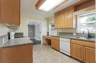 1901 Long St, Sweet Home, OR 97386 - Photo 15