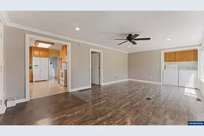 1901 Long St, Sweet Home, OR 97386 - Photo 11